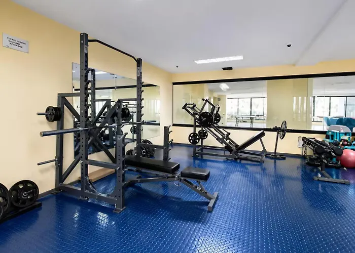 2br Malate Bayview Mansion, High Floor Seaview 26b Apartment *